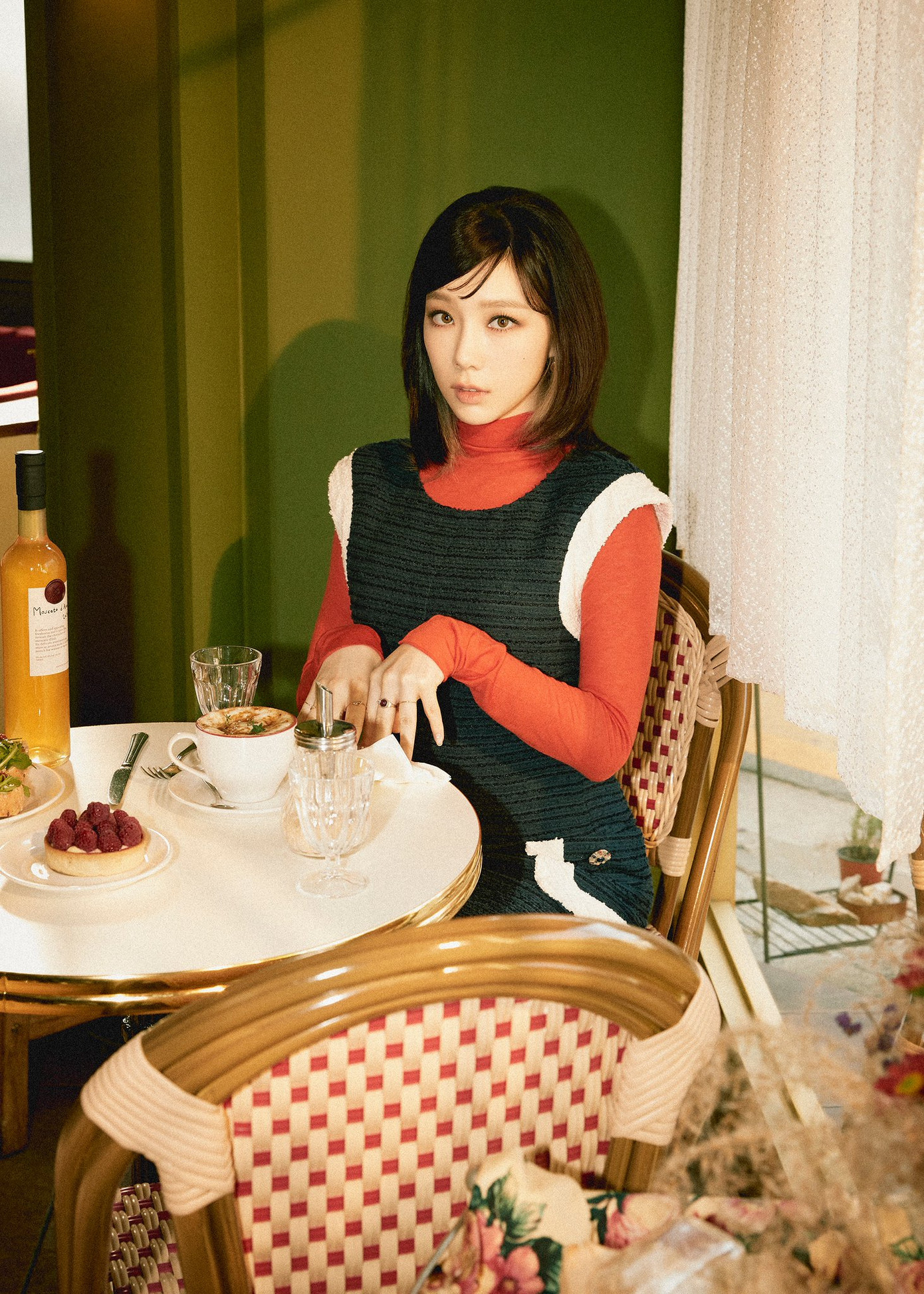Taeyeon tung loạt ảnh retro xinh như mộng “nhá hàng” cho mini-album thứ 4 ảnh 9