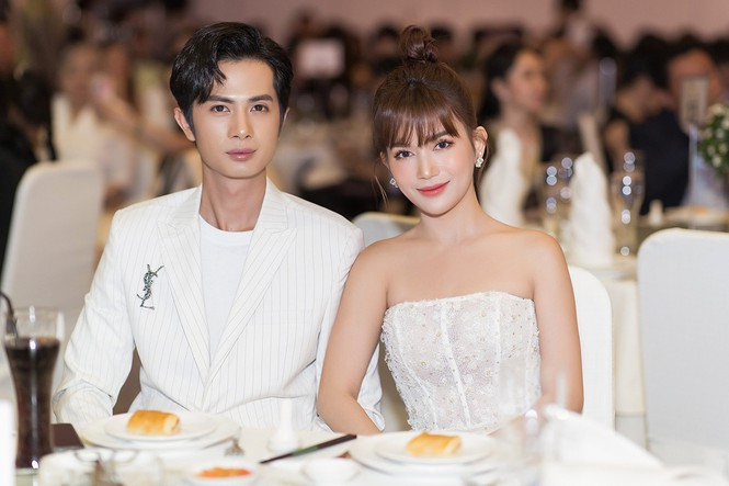 Sau thông tin chia tay, nhìn lại chặng đường yêu của cặp đôi Sĩ Thanh - Huỳnh Phương ảnh 2