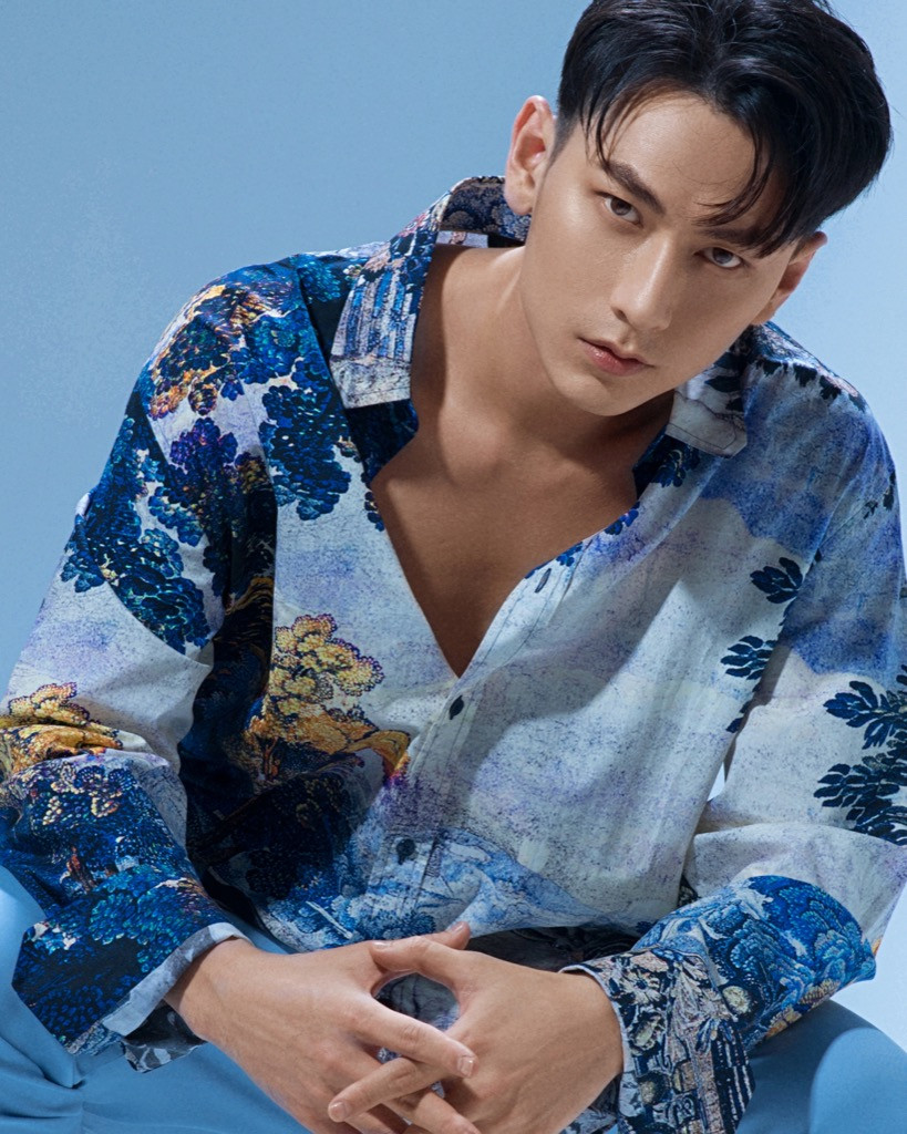 Isaac Jun Vũ đảm nhận vai hồ ly mê hoặc trai đẹp Isaac trong MV đậm màu liêu trai ảnh 2