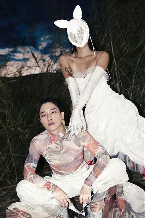 Châu Bùi xuất hiện lạ lẫm với trang phục jumpsuit đầy ma mị trong MV của JUUN D ảnh 5