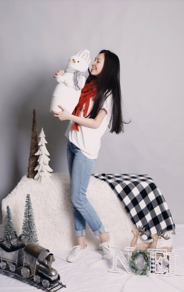Hiền Thục tung bộ ảnh Giáng sinh cực xinh, không hổ danh “thánh hack tuổi V-Pop“ ảnh 3