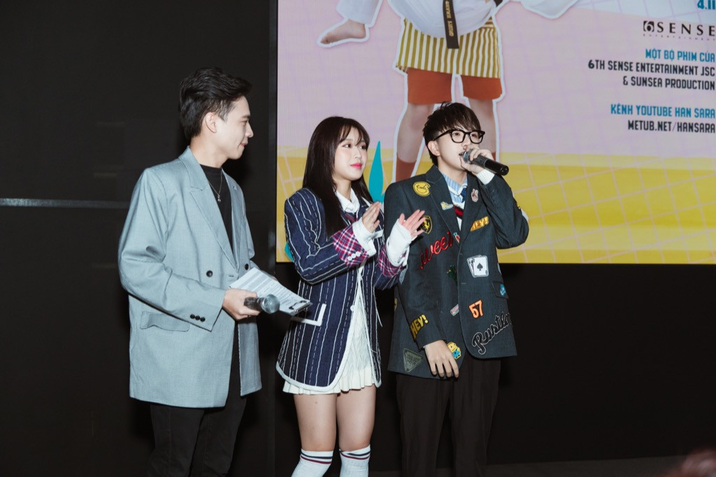 Han Sara - Tùng Maru diện đồ học sinh cực yêu, tiếp tục sánh đôi trong web-drama mới ảnh 1