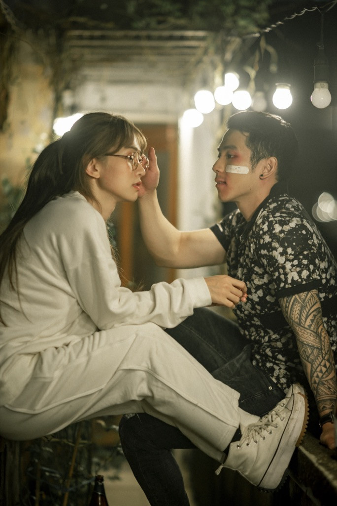 Huy Khánh, Maya, BB Trần, Hải Triều... góp mặt trong MV Ballad cảm xúc của Hoài Lâm ảnh 1