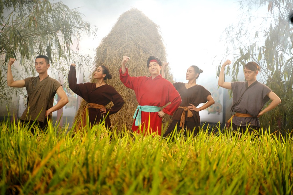 Sau hit quốc dân “Bống Bống Bang Bang”, nhóm 365 bất ngờ tái hợp trong MV “Trạng Tí“ ảnh 5