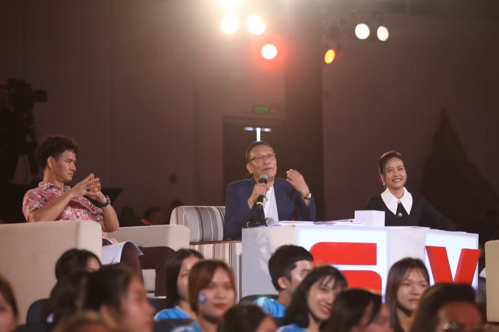 NÓNG: 30 “biệt đội” sinh viên khắp 3 miền cùng nhau tranh tài tại “SV 2020“ ảnh 3