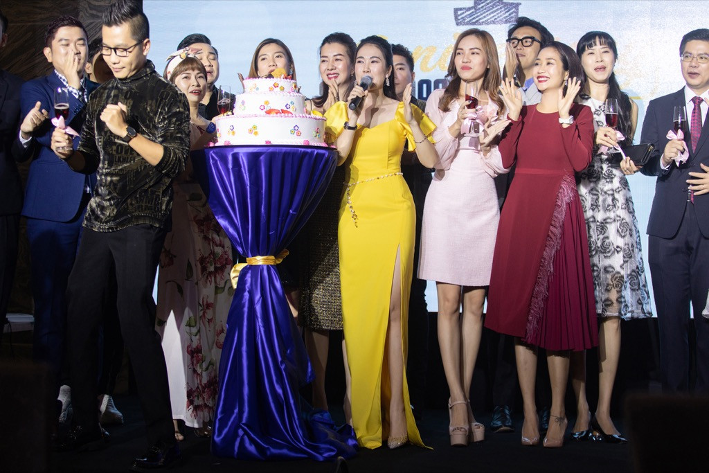 Thanh Thảo Hugo triệu tập “đại hội võ lâm” làng MC khiến thanh xuân 8x, 9x ùa về ảnh 7