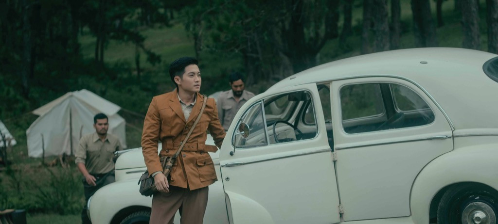 Hiền Hồ trở lại với thế mạnh ballad, diễn xuất bi thương đến ám ảnh trong MV mới ảnh 4