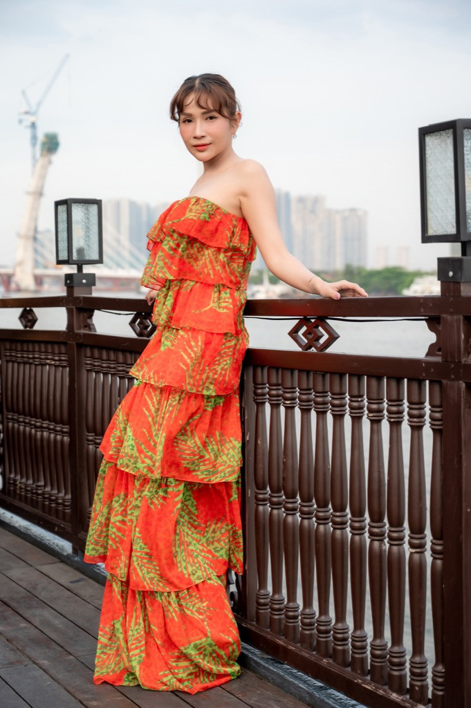 Khả Như “bức xúc” vì bị bắt làm “chuột bạch”, thân thiết với Bùi Anh Tuấn trên du thuyền ảnh 4