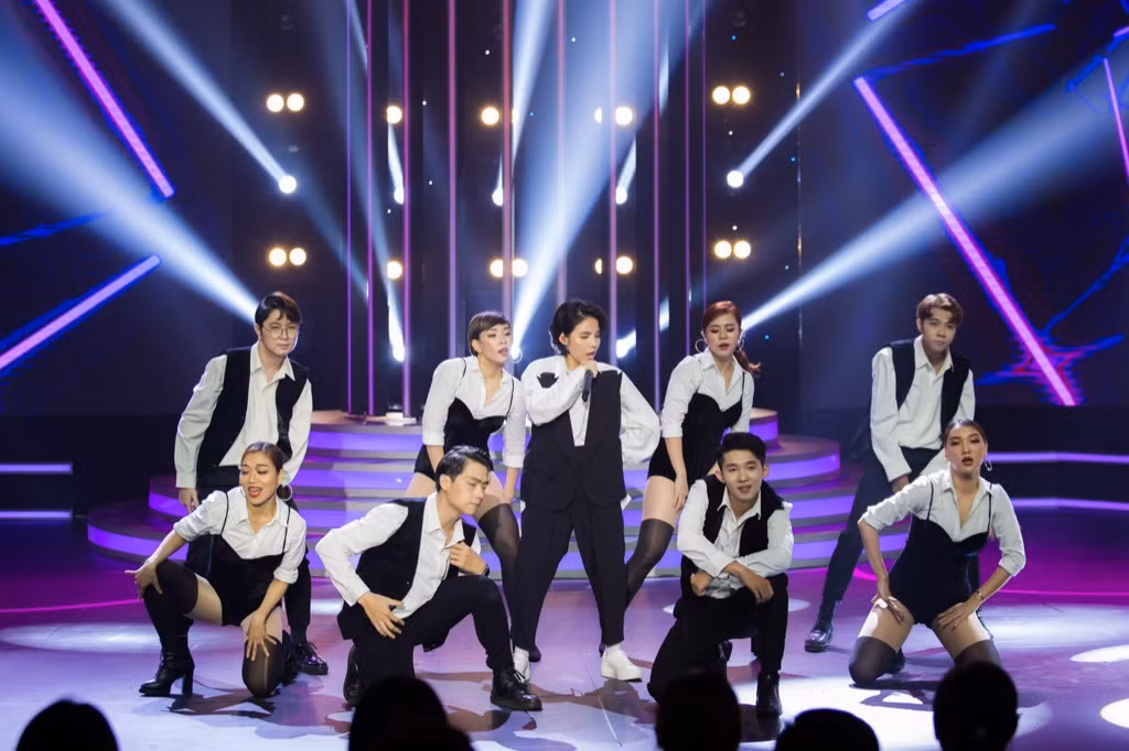 Cara vào vai chị Tư Cẩm Ly ngọt xớt ngay trong tập mở màn “Gương Mặt Thân Quen“ ảnh 2