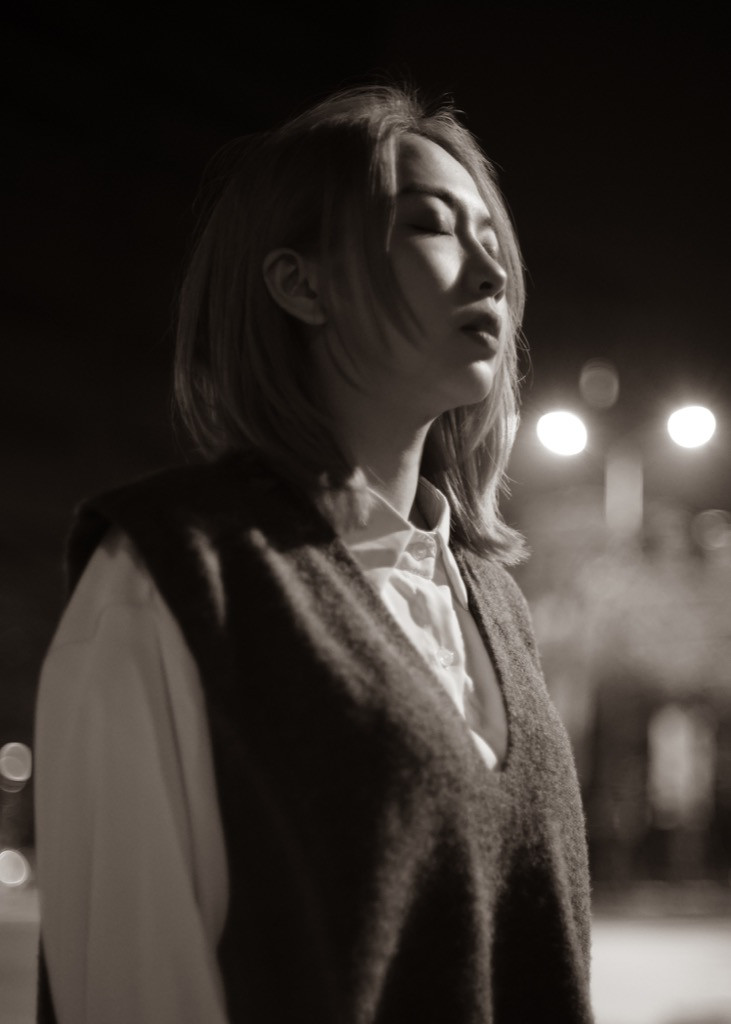 Emcee L (Da LAB) chính thức “thả xích” MV solo, nàng thơ sau Tóc Tiên và Miu Lê là ai? ảnh 6