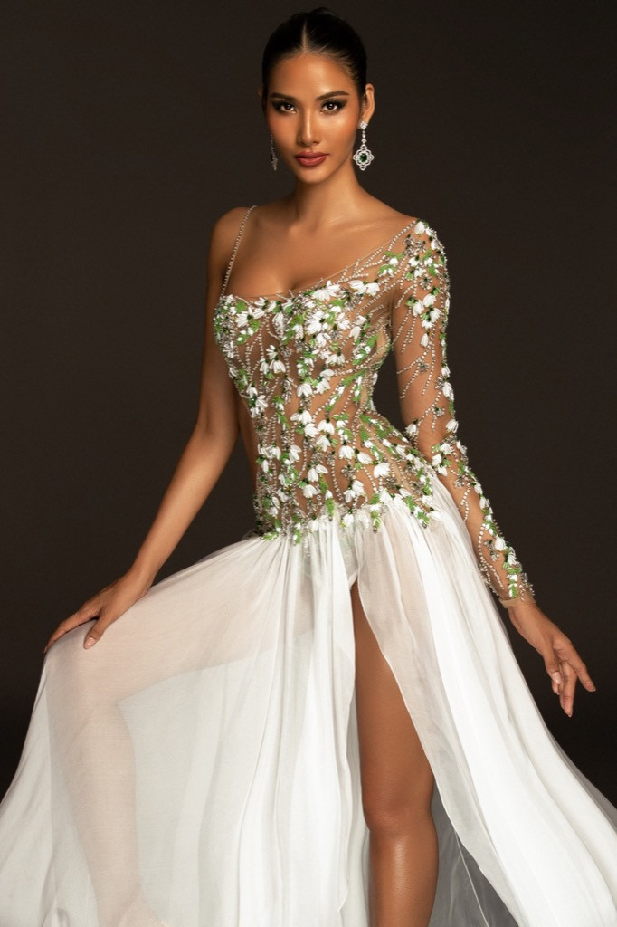 Á hậu Hoàng Thùy làm HLV tại chương trình dành riêng cho người đẹp chuyển giới ảnh 3