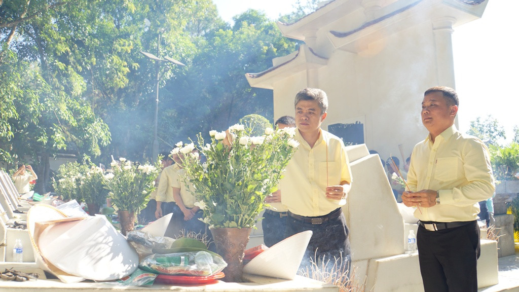 Hành trình ăm ắp nghĩa tình của Tập đoàn Cienco4 trong tháng tri ân ảnh 1