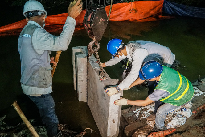 Dùng 'bê tông trường tồn', bờ hồ Hoàn Kiếm vẫn cong mềm mại ảnh 13