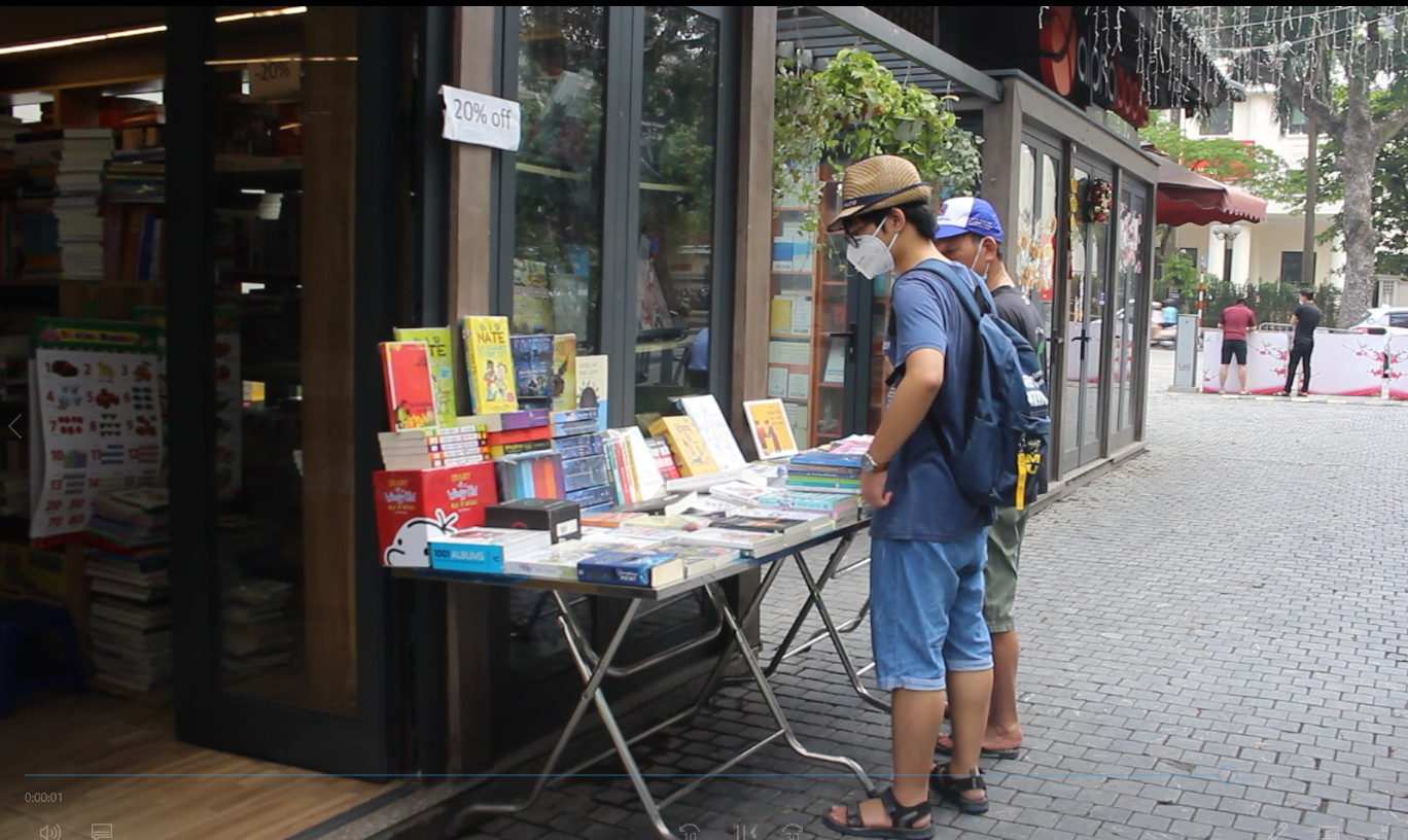 Phố Sách Hà Nội mở cửa đón khách trở lại ảnh 13