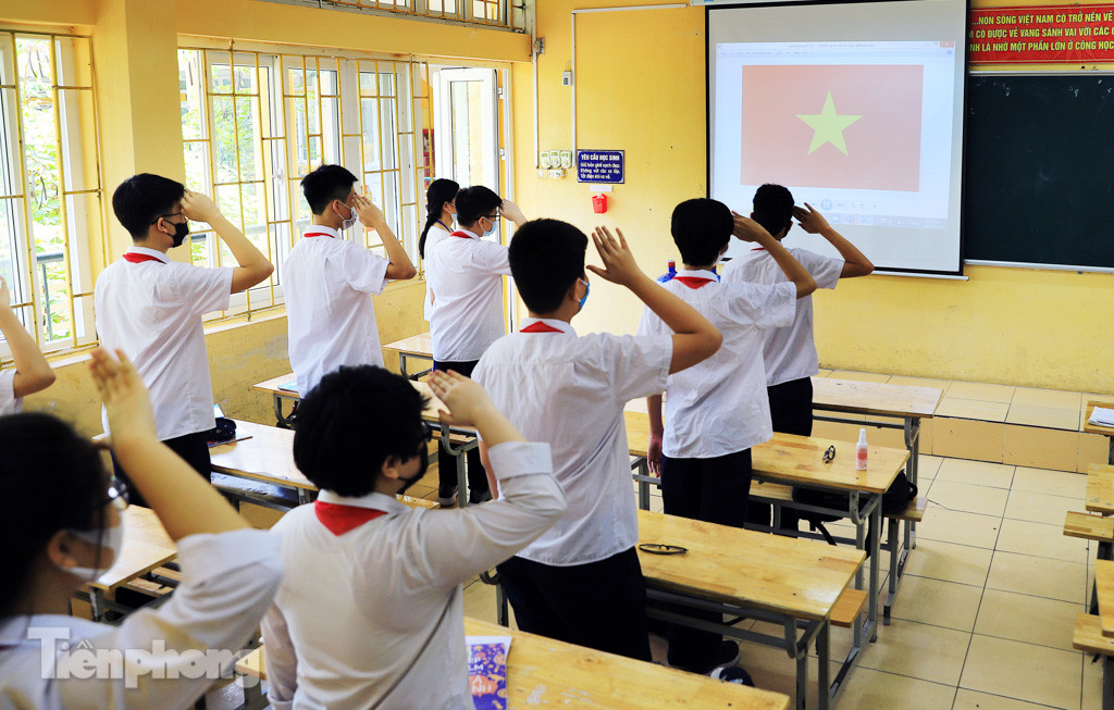 Hàng chục triệu HS,SV đi học trở lại sau kì nghỉ dài chưa từng có ảnh 4