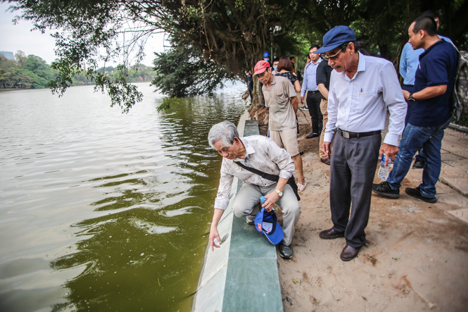 Dùng 'bê tông trường tồn', bờ hồ Hoàn Kiếm vẫn cong mềm mại ảnh 9