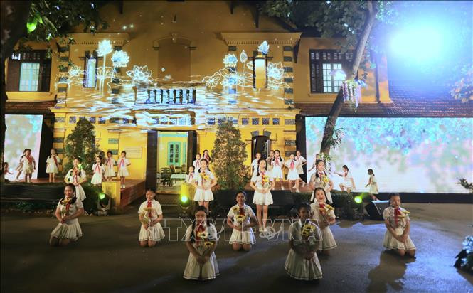 Lãnh đạo Đảng, Nhà nước dự cầu truyền hình 'Hồ Chí Minh - Sáng ngời ý chí Việt Nam' ảnh 4