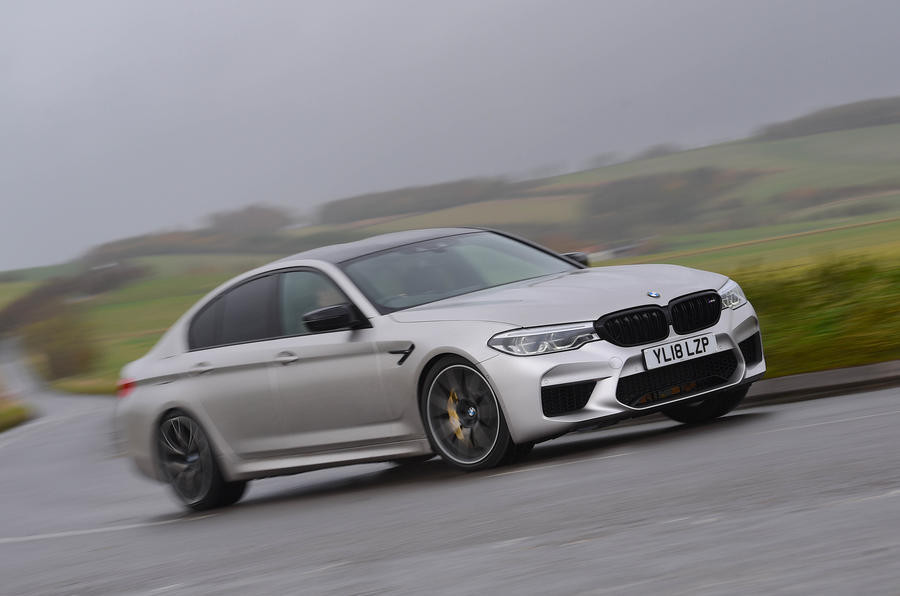 Top 10 sedan hạng sang năm 2021 ảnh 6