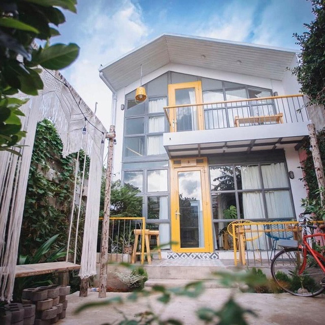 Căn nhà 350 triệu đồng từ lưới đánh cá đẹp bất ngờ ảnh 1