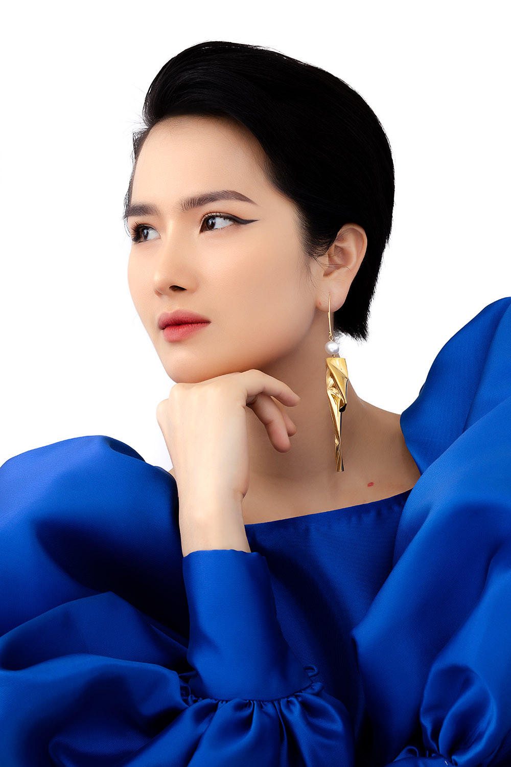 Hoa hậu Cao Thuỳ Dương hé lộ lý do bỏ showbiz 5 năm qua ảnh 11