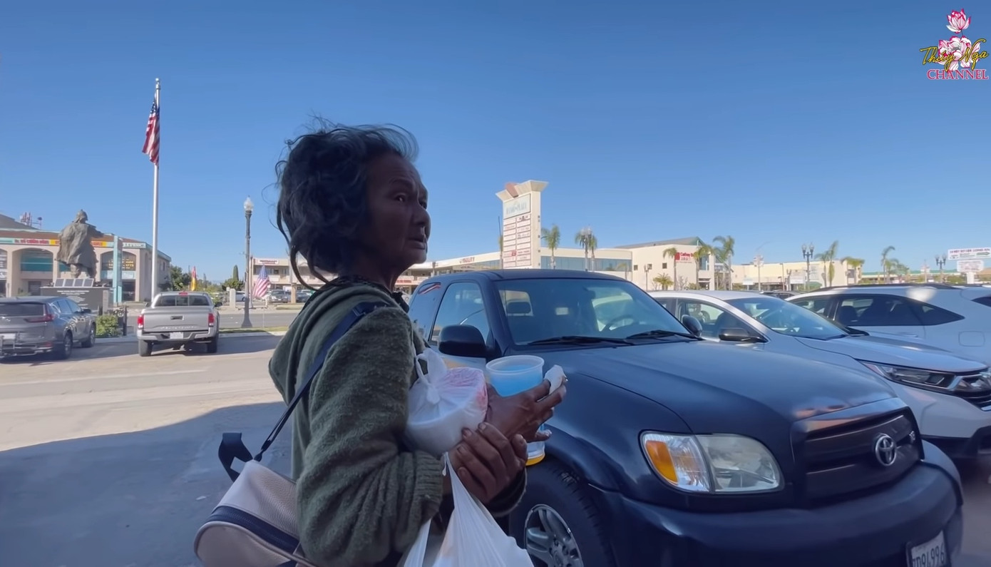 Ca sĩ Kim Ngân lang thang tại Mỹ: Cầu xin Thúy Nga đừng bỏ rơi ảnh 4