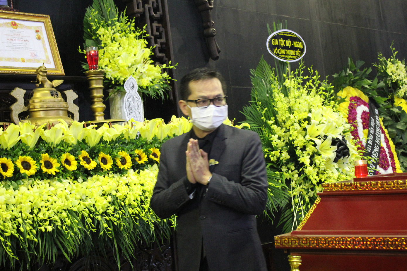 NSND Công Lý, Trung Hiếu và các thế hệ nghệ sĩ tiễn biệt NSND Trần Hạnh ảnh 13