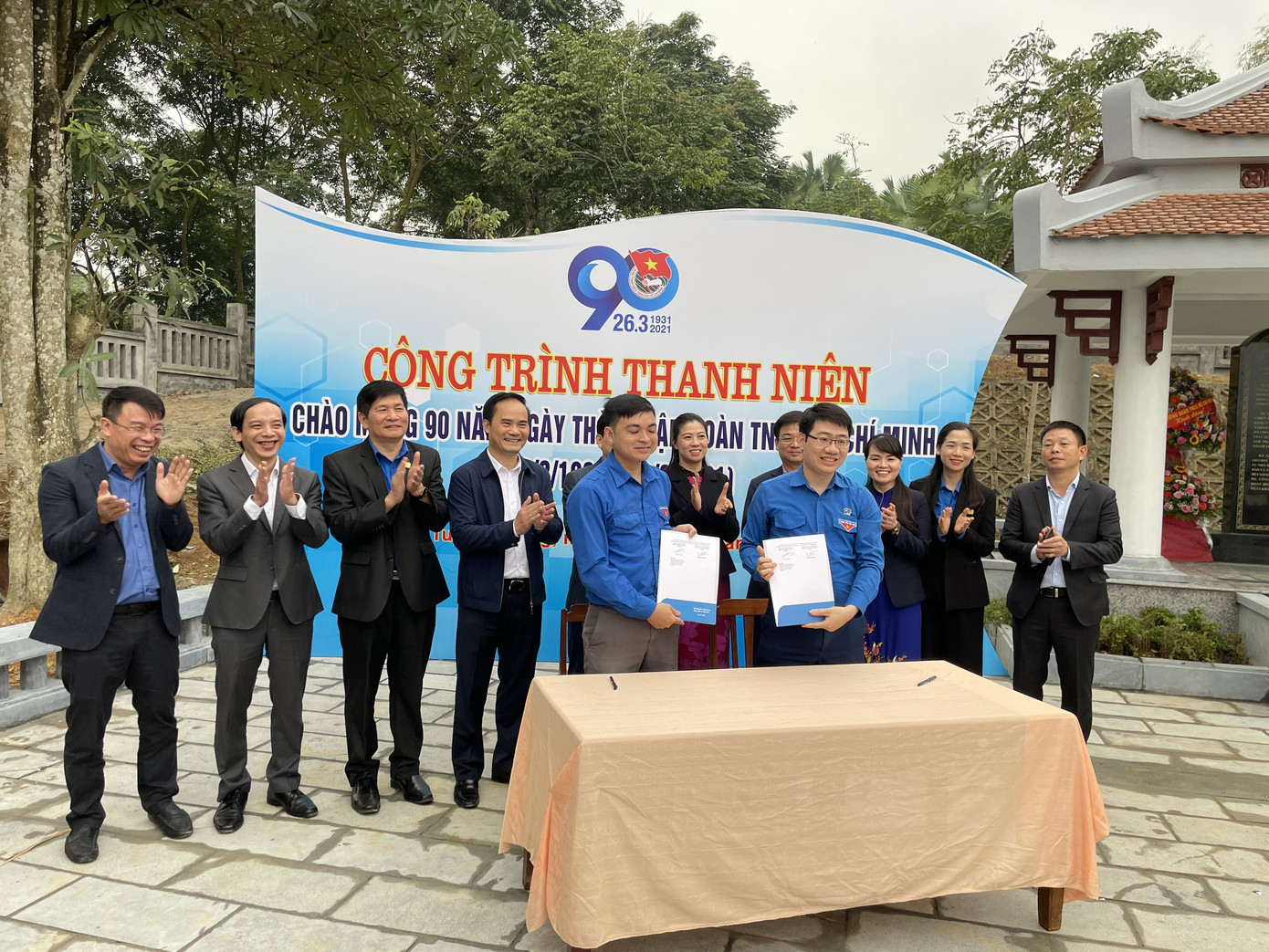 Xúc động lễ khánh thành bia di tích Trung ương Đoàn ảnh 21