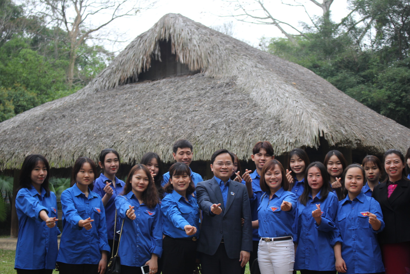 Xúc động lễ khánh thành bia di tích Trung ương Đoàn ảnh 8