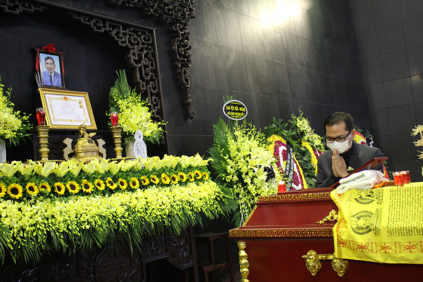 NSND Công Lý, Trung Hiếu và các thế hệ nghệ sĩ tiễn biệt NSND Trần Hạnh ảnh 12