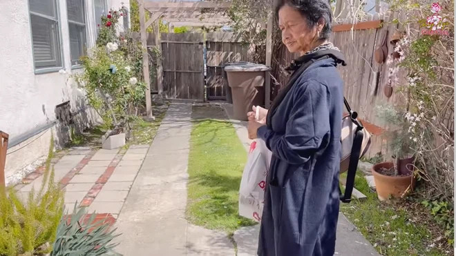 Ca sĩ Kim Ngân sống lang thang tại Mỹ: Body vẫn rất đẹp khiến Thúy Nga phải trầm trồ ảnh 2