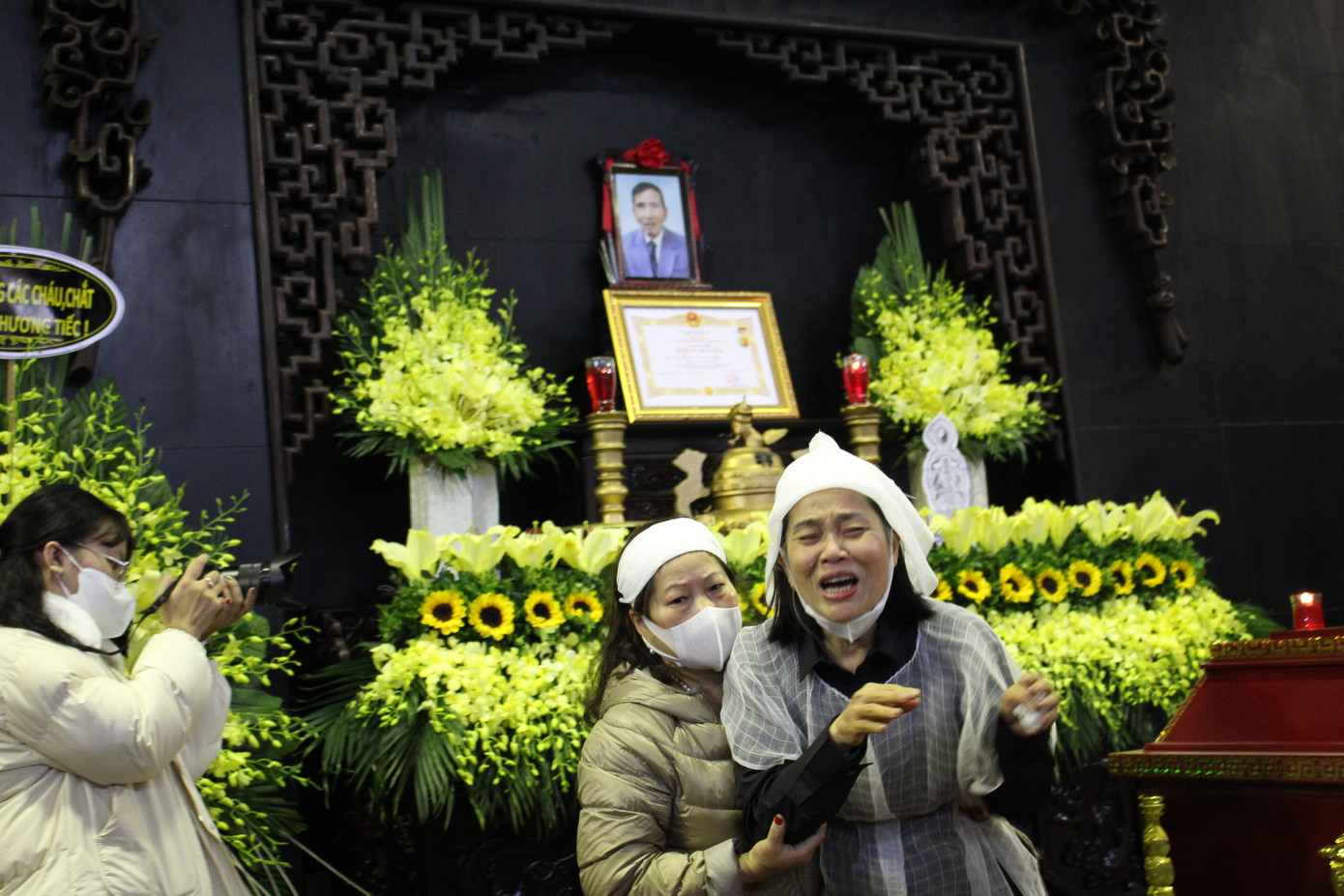 NSND Công Lý, Trung Hiếu và các thế hệ nghệ sĩ tiễn biệt NSND Trần Hạnh ảnh 9