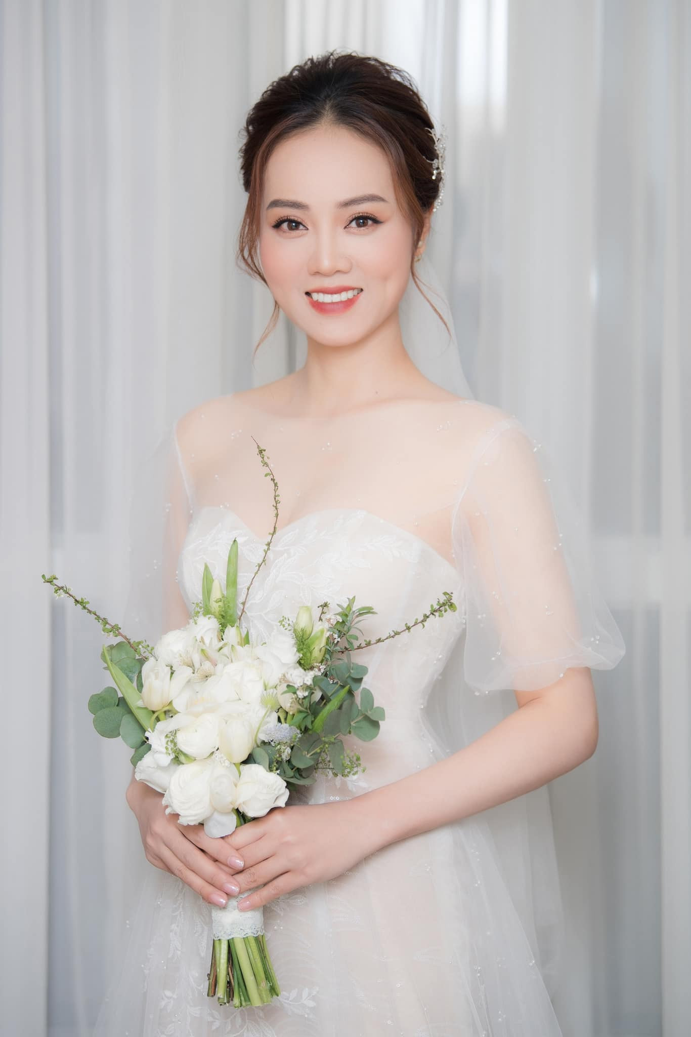 Vợ kém 15 tuổi của NSND Công Lý chia sẻ xúc động sau hôn lễ cùng “Cô Đẩu“ ảnh 4