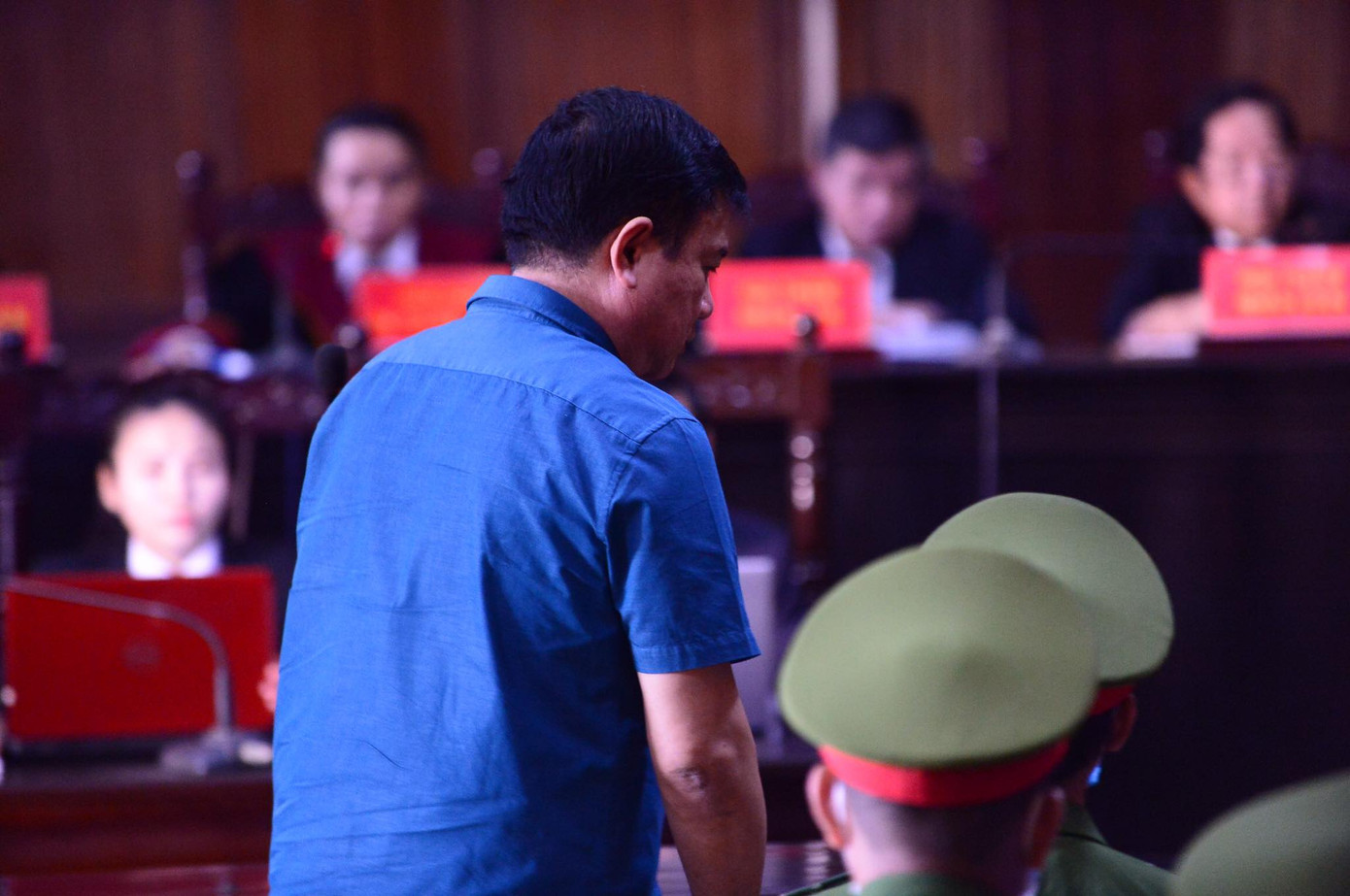 Ông Đinh La Thăng bác bỏ cáo trạng của VKS ảnh 1