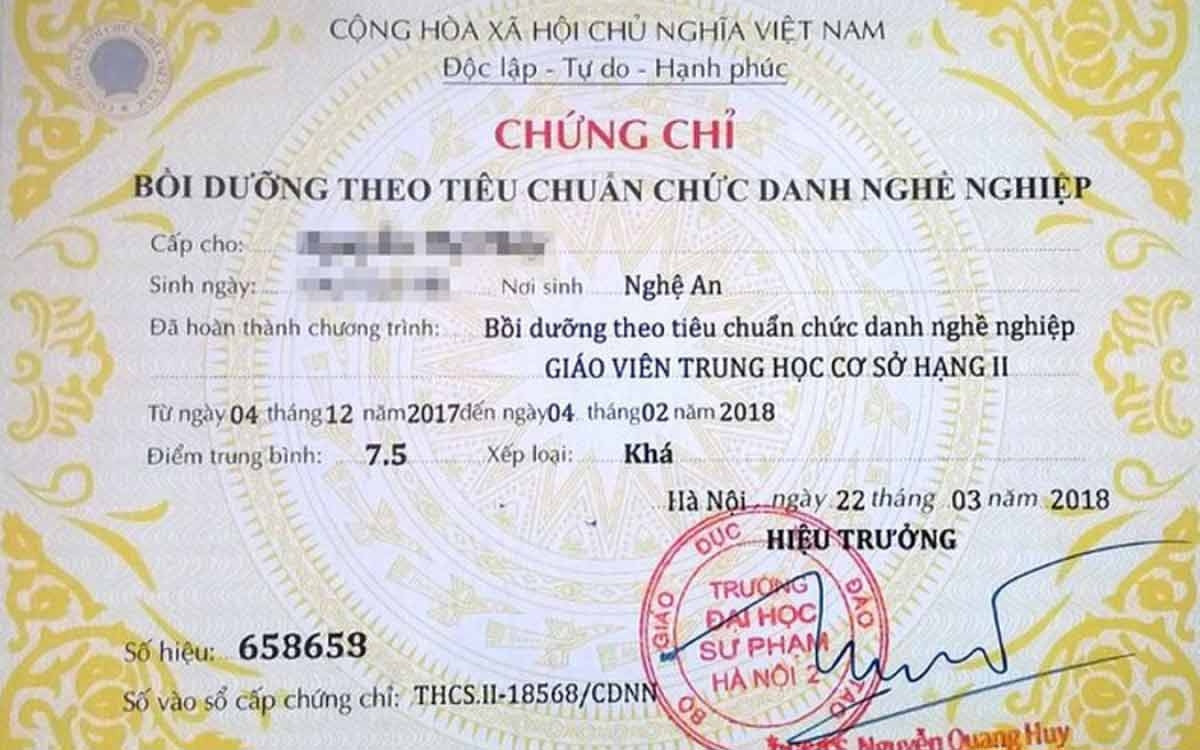 Chứng chỉ chức danh nghề nghiệp: Sao phân hạng đạo đức giáo viên thành 1, 2, 3? ảnh 1