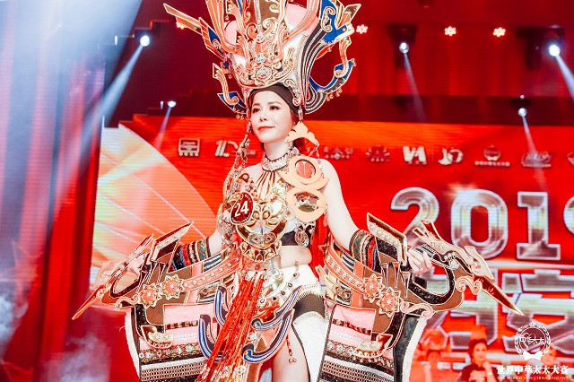 Đại diện Việt Nam Oanh Lê đăng quang Mrs International World 2019 ảnh 9