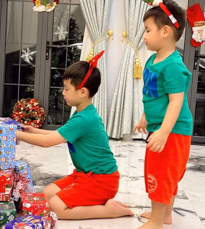 Ngất ngây ngắm loạt biệt thự của sao Việt lộng lẫy đón Giáng Sinh ảnh 14
