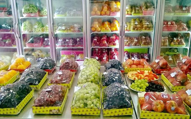 'Chi' 140 triệu USD mua rau quả ngoại trong dịp Tết ảnh 1