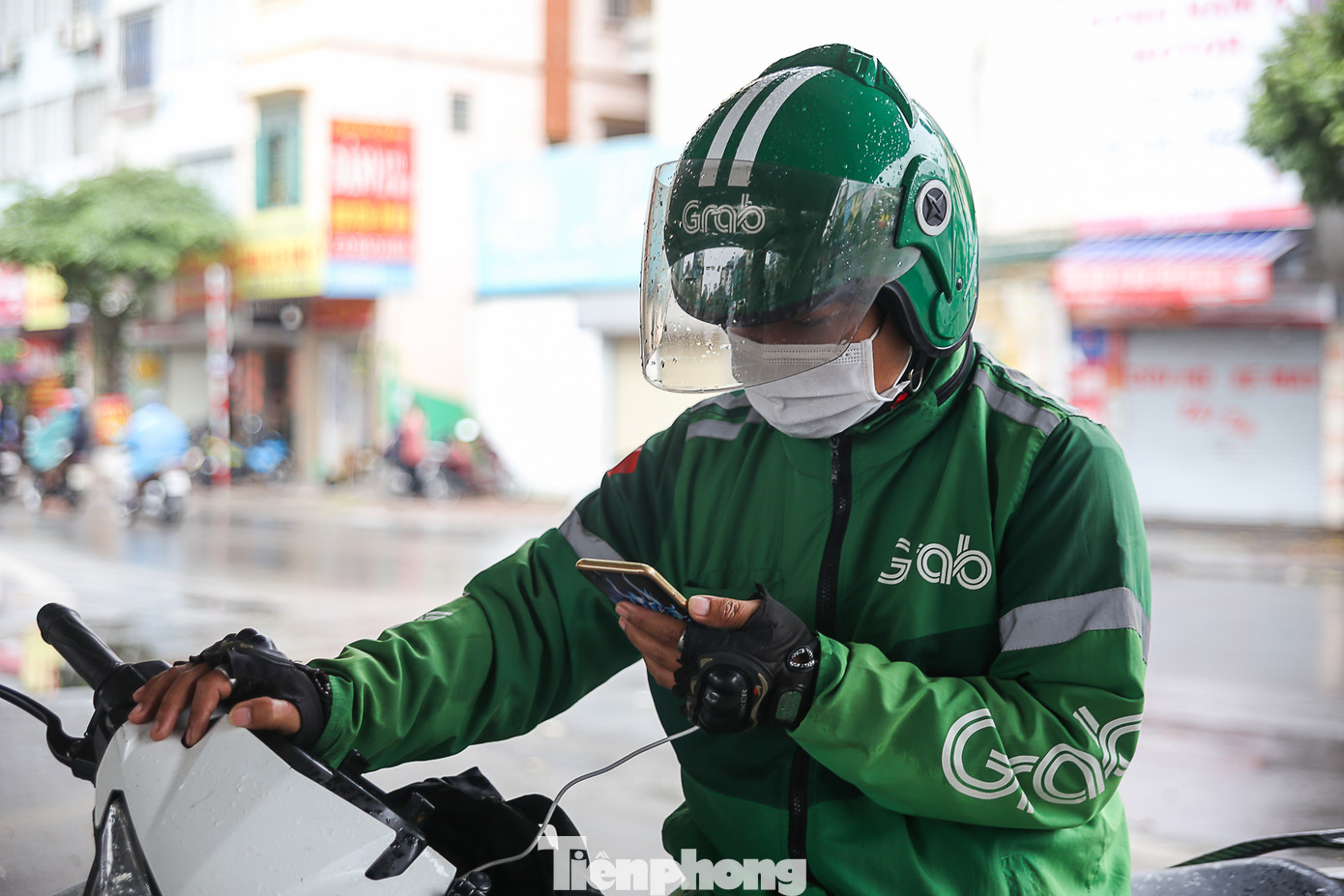 Lao động tự do nhọc nhằn mưu sinh những ngày đầu năm ảnh 4