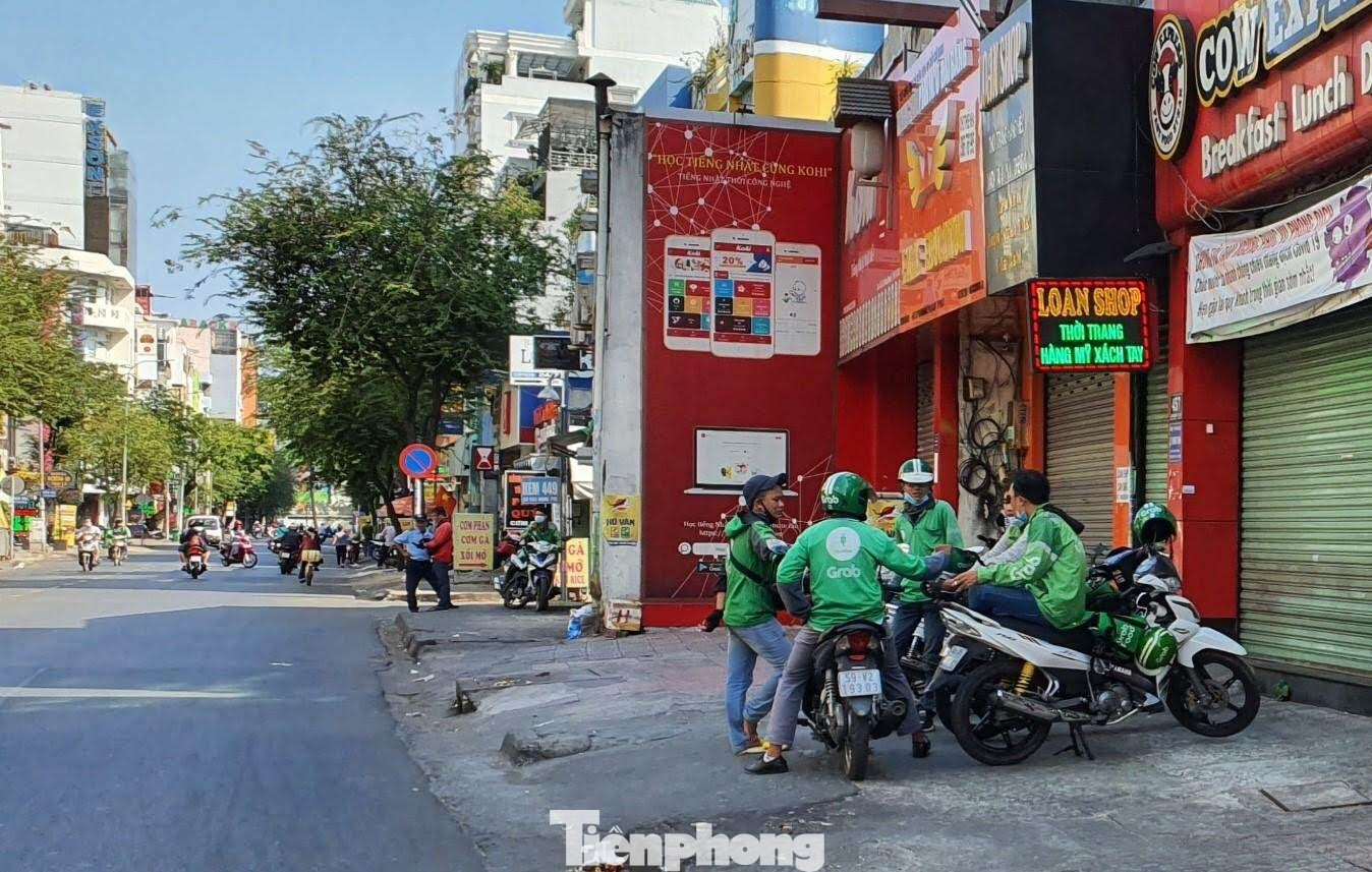 Đồng loạt tăng phí dịp Tết, giới xe ôm công nghệ vẫn 'méo mặt' ảnh 3