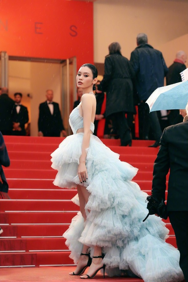 Quý tử ‘vua sòng bài’ Macau có động thái bác bỏ tin đồn bỏ bê vợ siêu mẫu ảnh 3