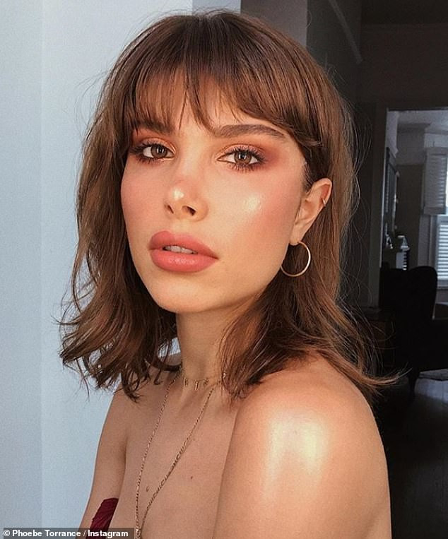 Brooklyn Beckham hẹn hò bạn gái hơn 5 tuổi, ngoại hình giống mẹ Victoria ảnh 3