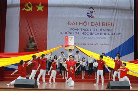 Anh Lê Đức Tùng tiếp tục làm Bí thư Đoàn trường ĐHBKHN ảnh 6