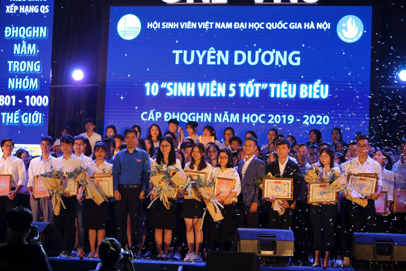 Vinh danh 199 'Sinh viên 5 tốt' ảnh 1