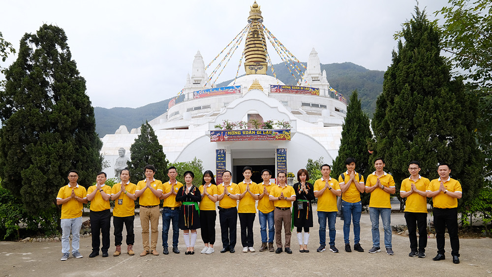 Gương mặt trẻ Việt Nam tiêu biểu tham quan khu di tích danh thắng Tây Thiên ảnh 2