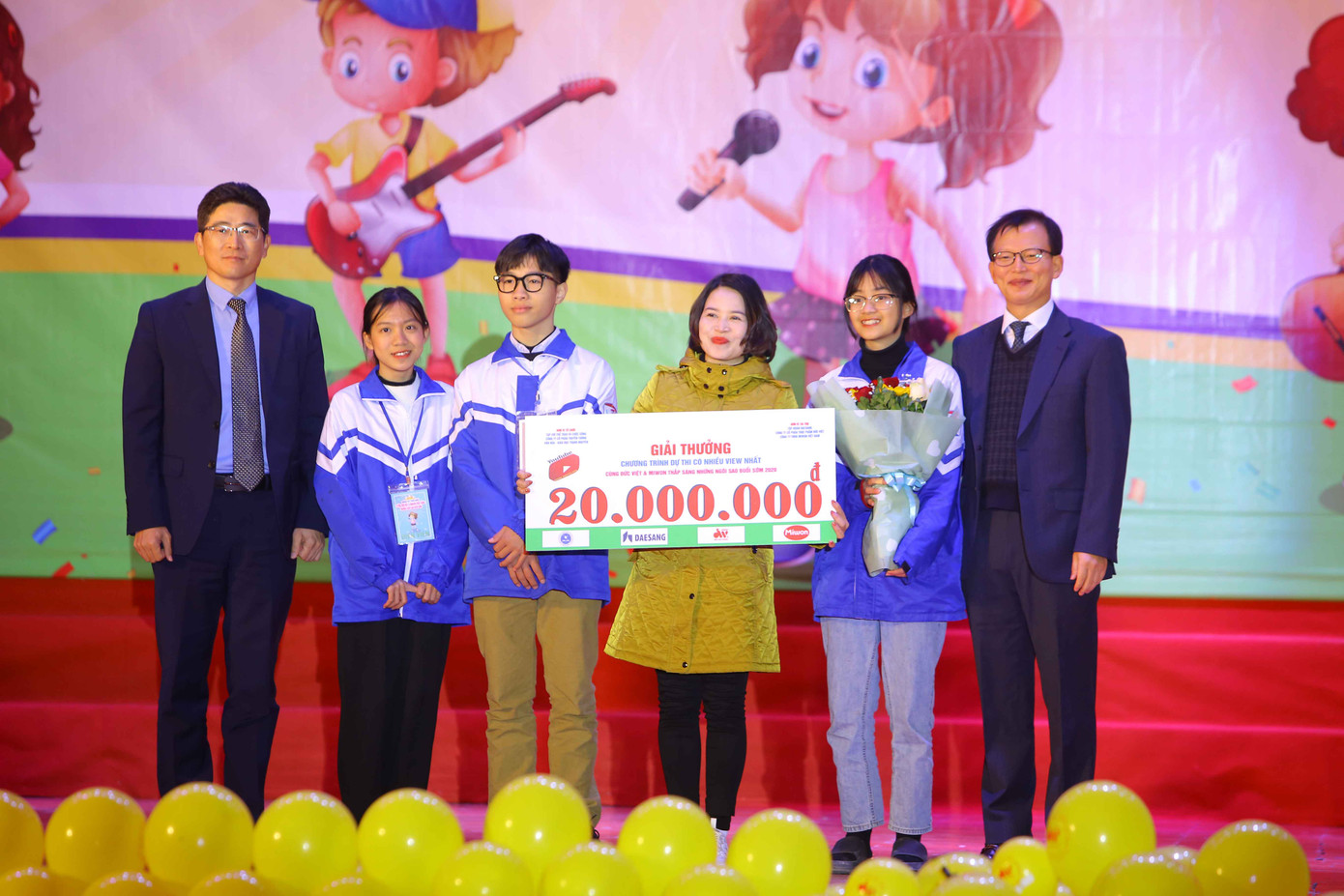 Học sinh trường THCS Thăng Long đoạt giải Đặc biệt cuộc thi Ngôi sao buổi sớm ảnh 3