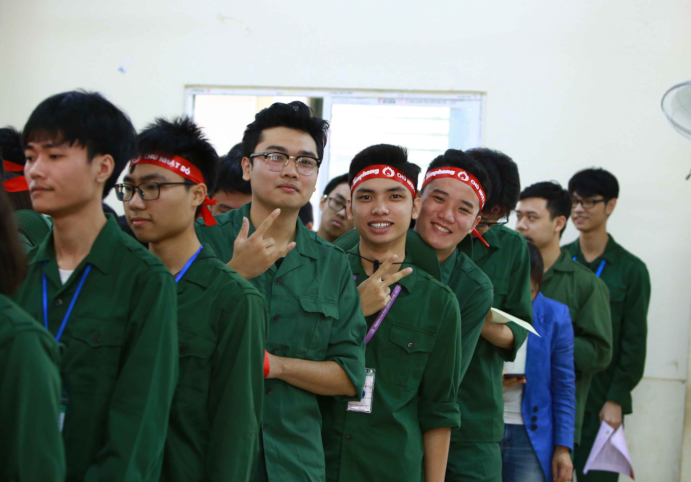 Hàng nghìn ‘chiến sĩ Hola’ tham gia hiến máu tình nguyện ảnh 9