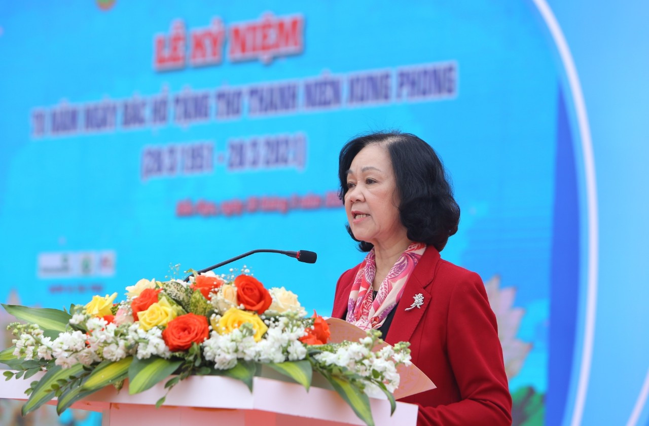 Kỷ niệm 70 năm ngày Bác Hồ tặng thơ Thanh niên xung phong ảnh 3