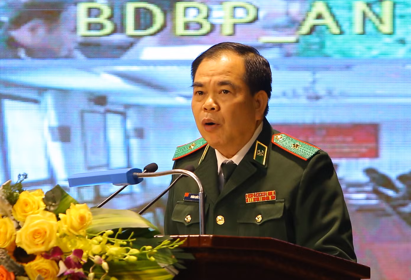 Tuyên dương 10 gương mặt trẻ Bộ đội Biên phòng ảnh 2
