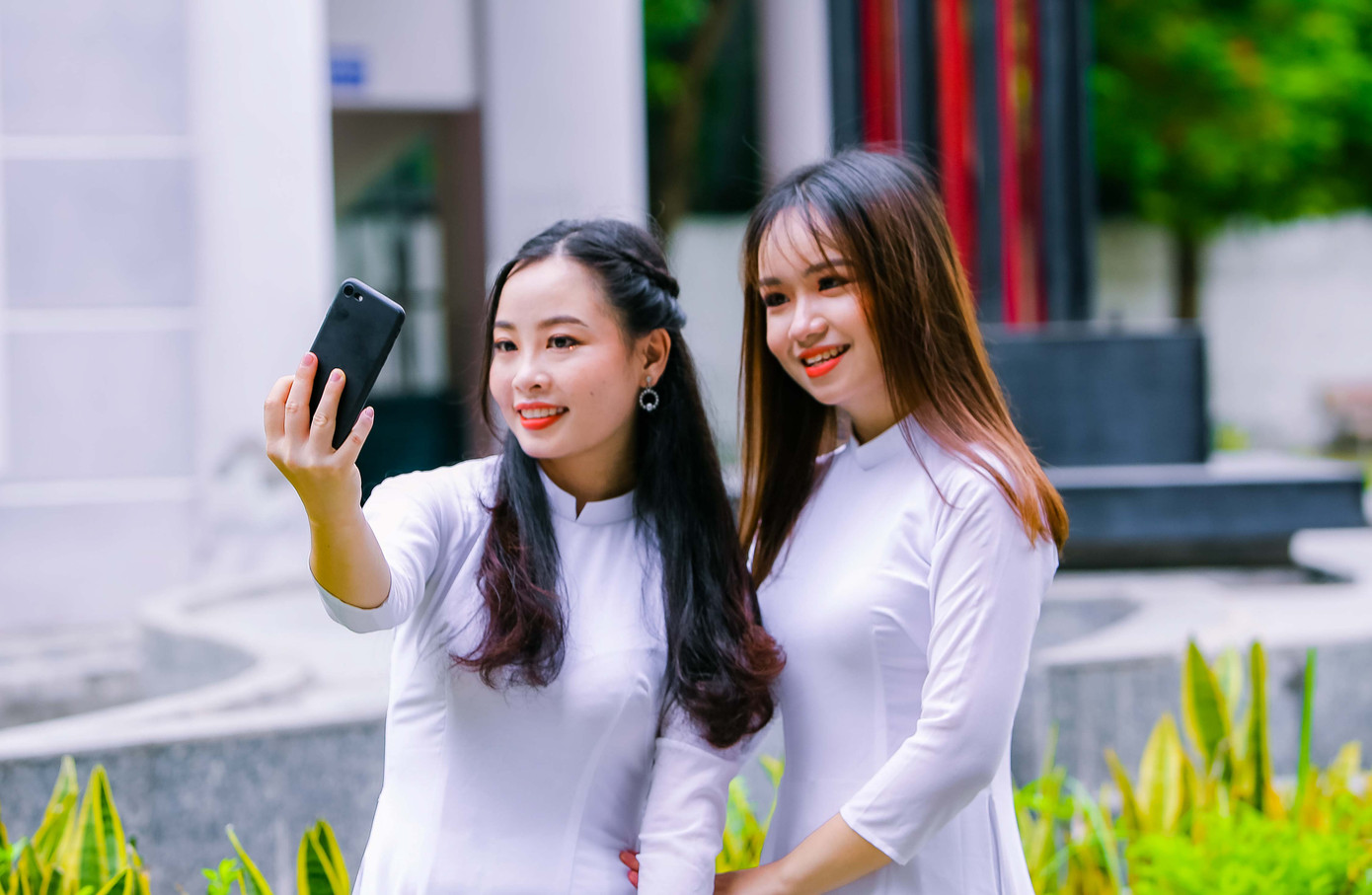 Lao đao tìm việc do ảnh hưởng dịch COVID-19 ảnh 1