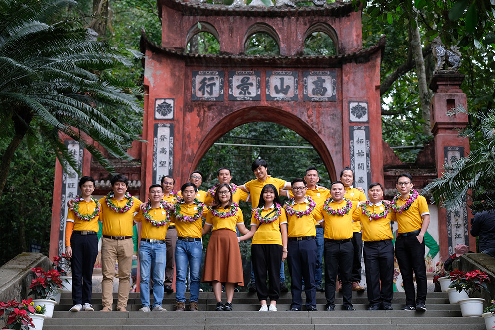 Gương mặt trẻ Việt Nam tiêu biểu dâng hương báo công các Vua Hùng ảnh 14